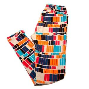 LulaRoe Leggings ✨BUY 1 GET 1 50% leggings✨